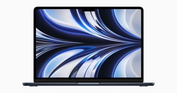 MacBook Air M2 (2022)